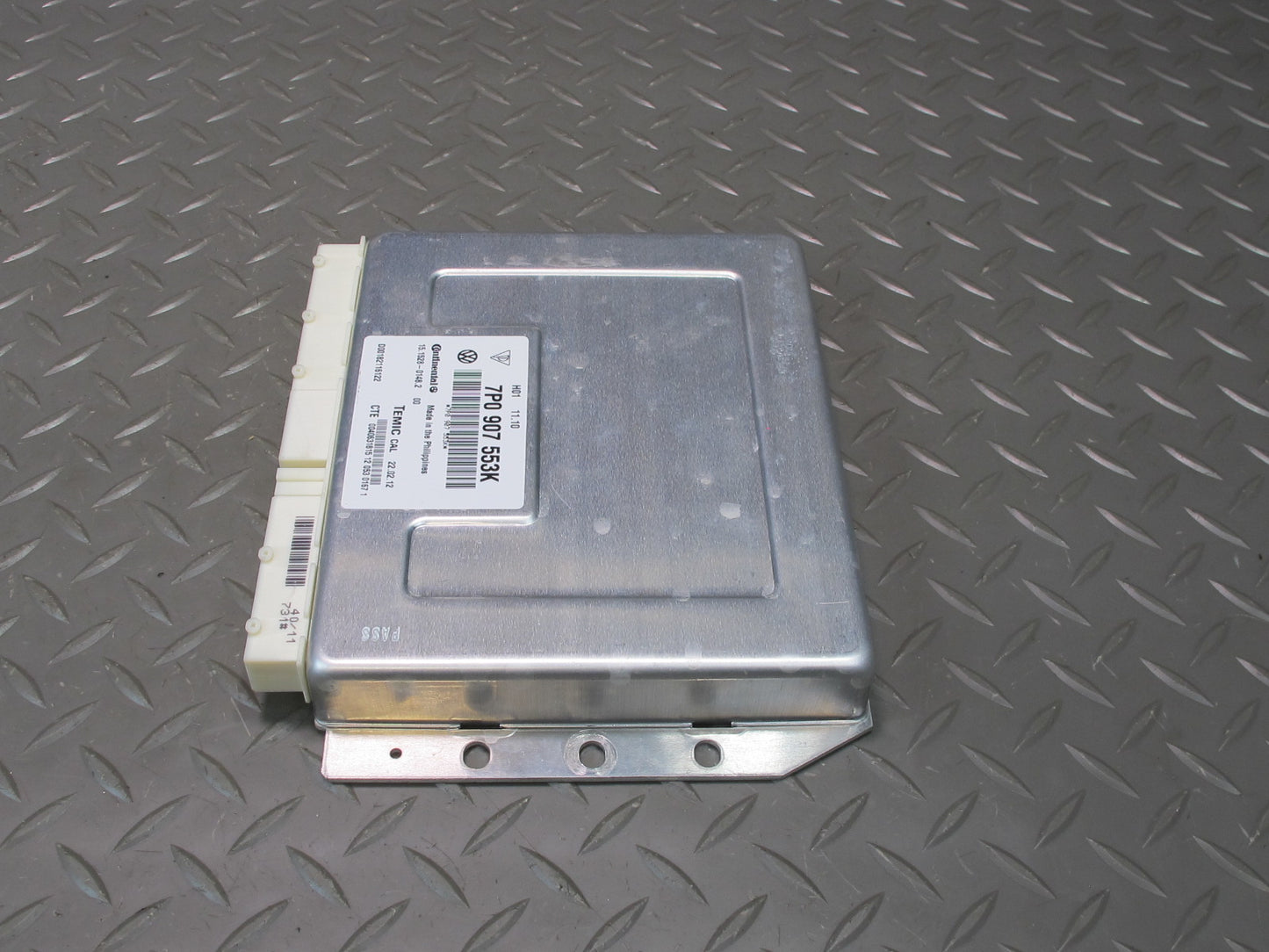 2011-2014 Porsche Cayenne 958 Air Suspension Control Module Unit 7P0907553K