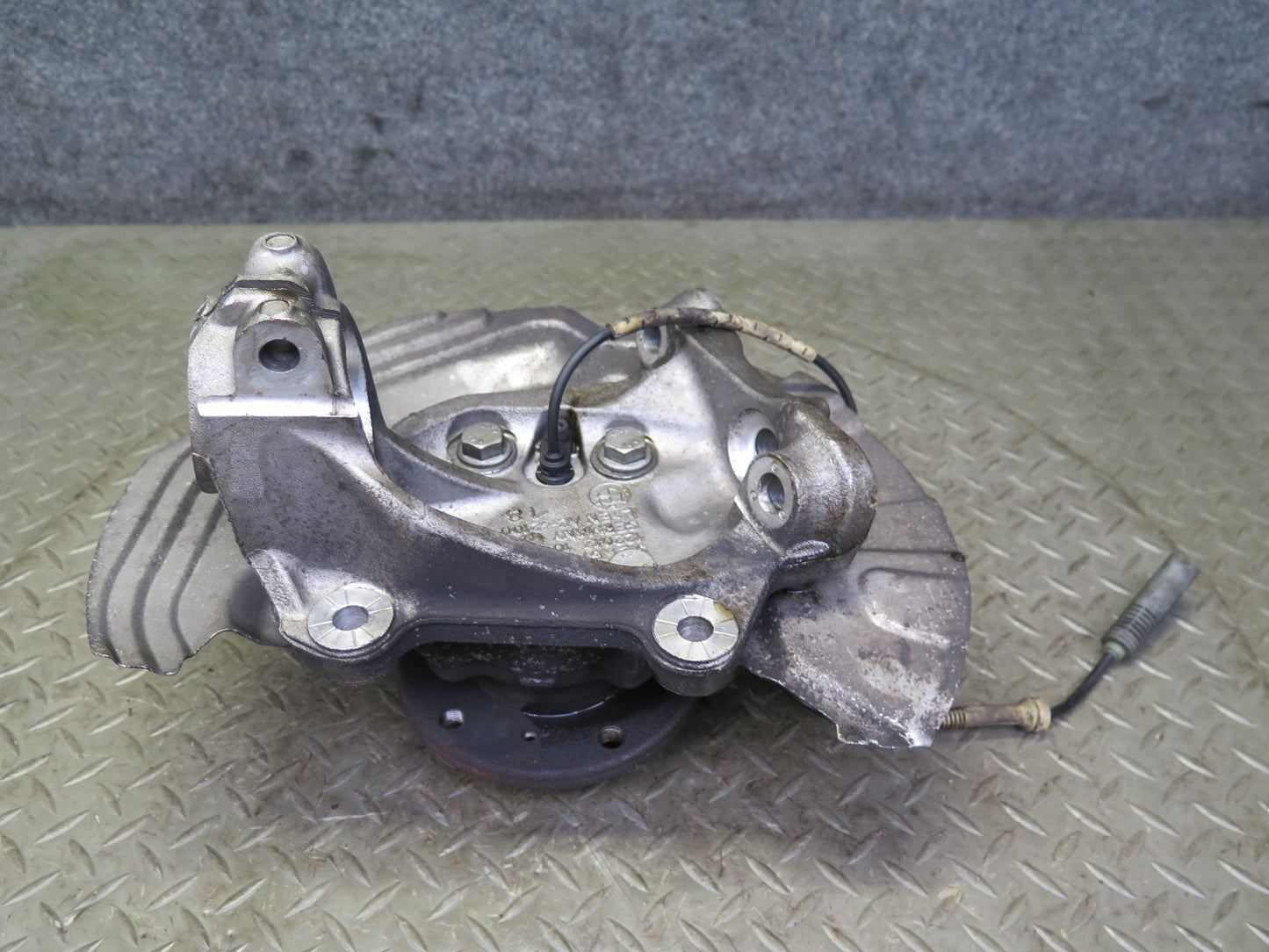 07-13 BMW E90 E92 E93 335i RWD Front Left Spindle Knuckle Wheel Hub Bearing OEM