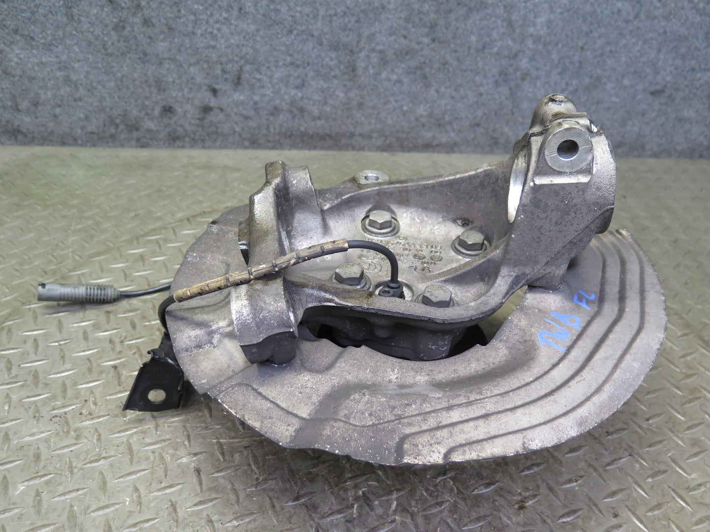 07-13 BMW E90 E92 E93 335i RWD Front Left Spindle Knuckle Wheel Hub Bearing OEM