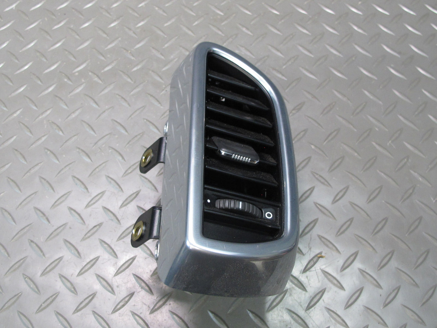 2011-2018 Porsche Cayenne 958 Dash Front Left A/C Air Vent Grille 7P5819703A