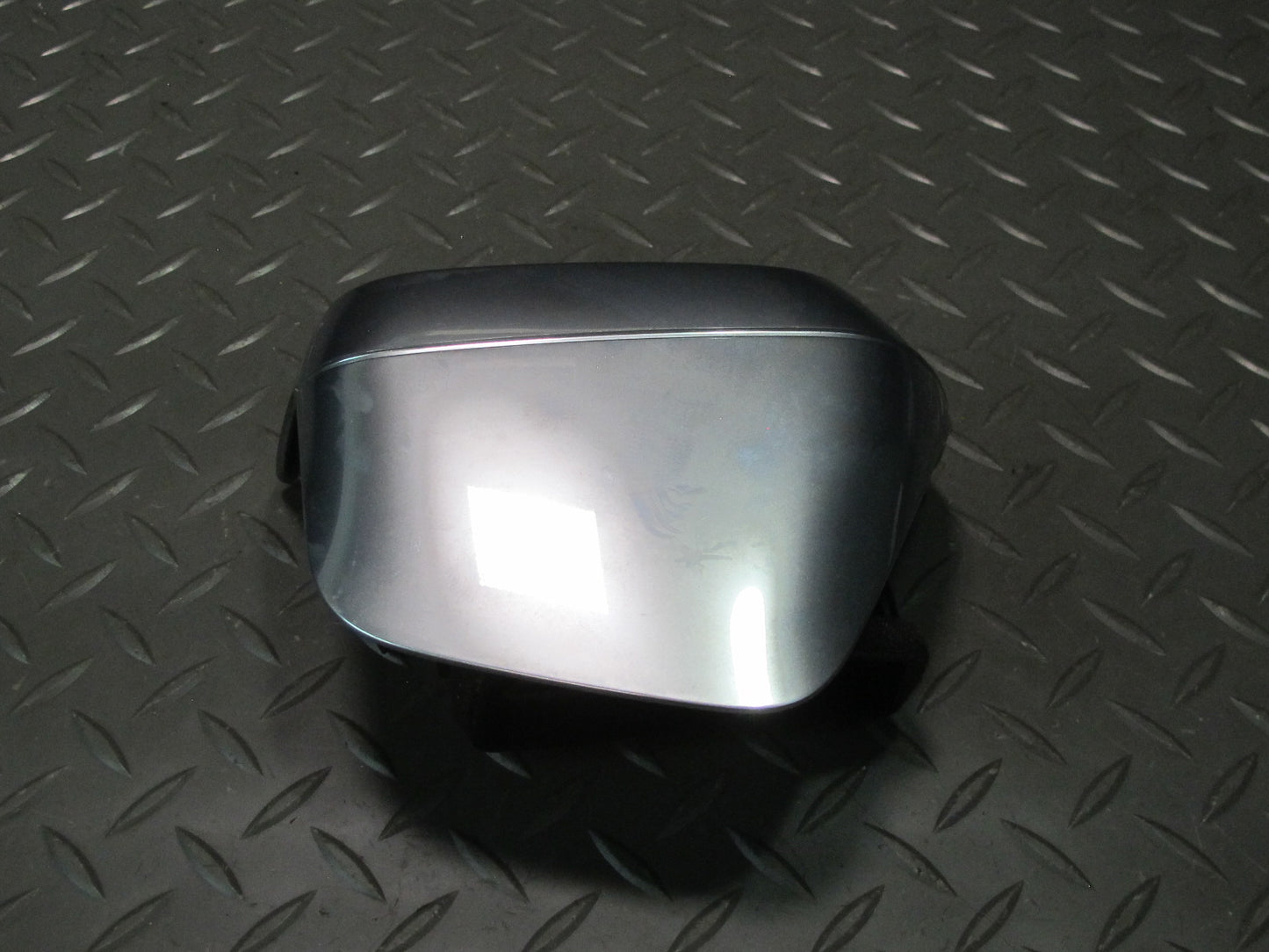 2011-2018 Porsche Cayenne 958 Rear Right Side Center A/C Heater Air Vent Grille