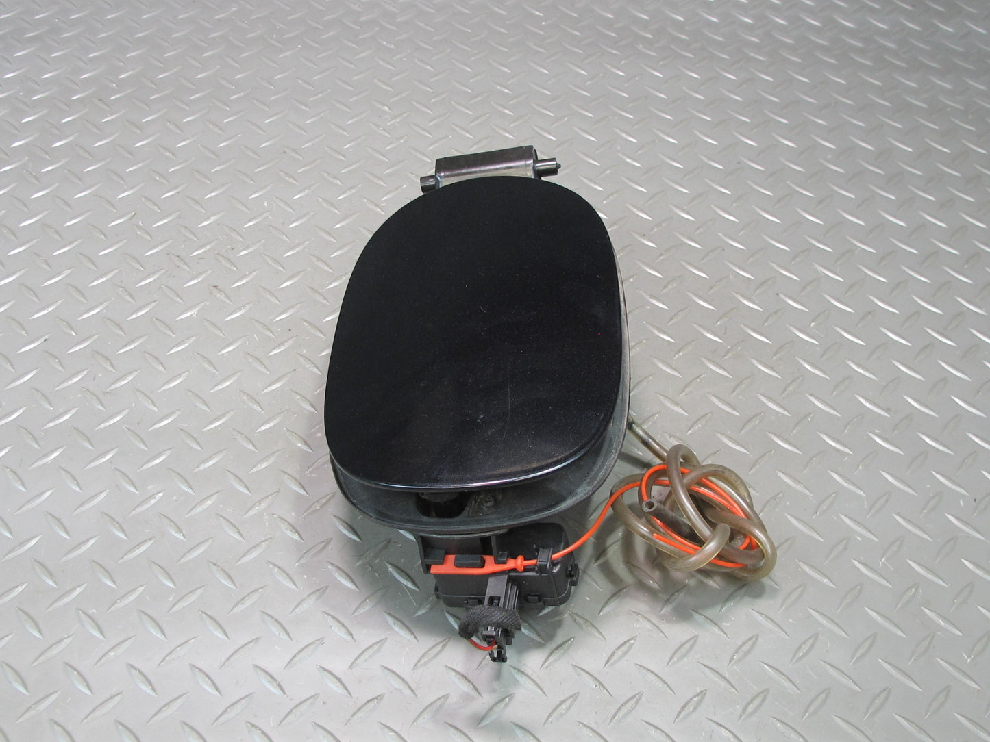 2011-2018 Porsche Cayenne 958 Fuel Gas Tank Filler Door Lid Cover Black