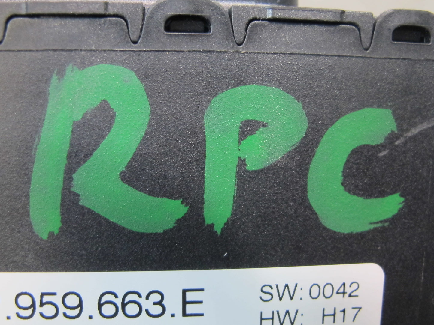 2011-2018 Porsche Cayenne 958 Voltage Power Inverter Converter Module Unit