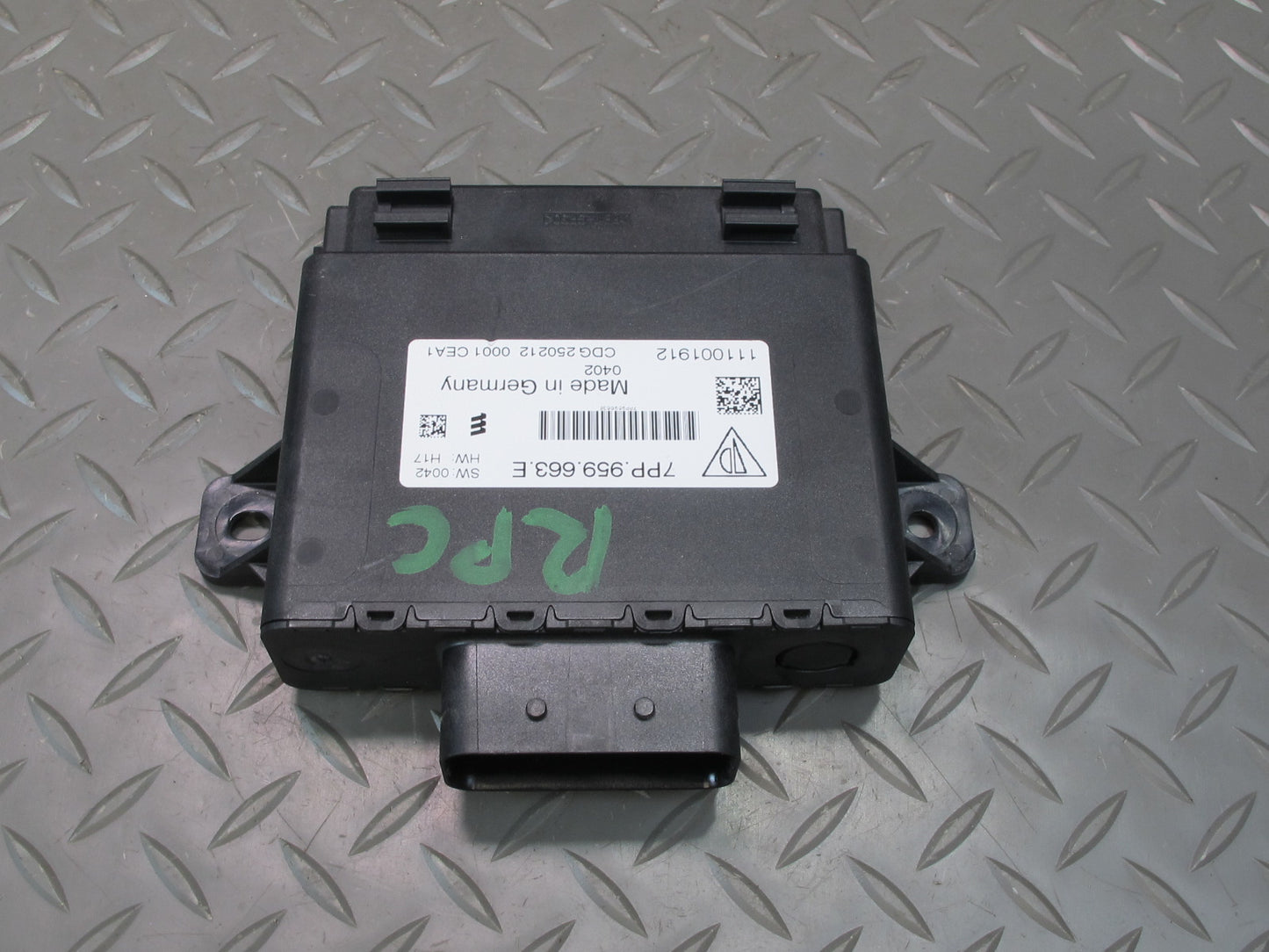 2011-2018 Porsche Cayenne 958 Voltage Power Inverter Converter Module Unit