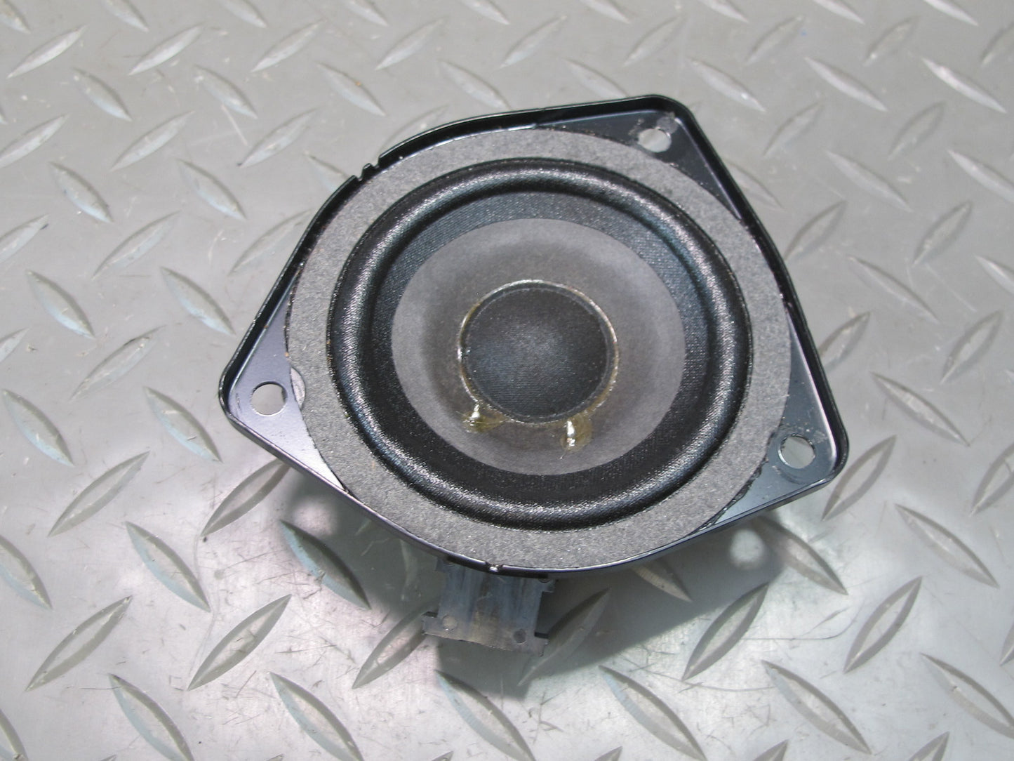 2011-2018 Porsche Cayenne 958 Center Dash Audio Sound Speaker Bose