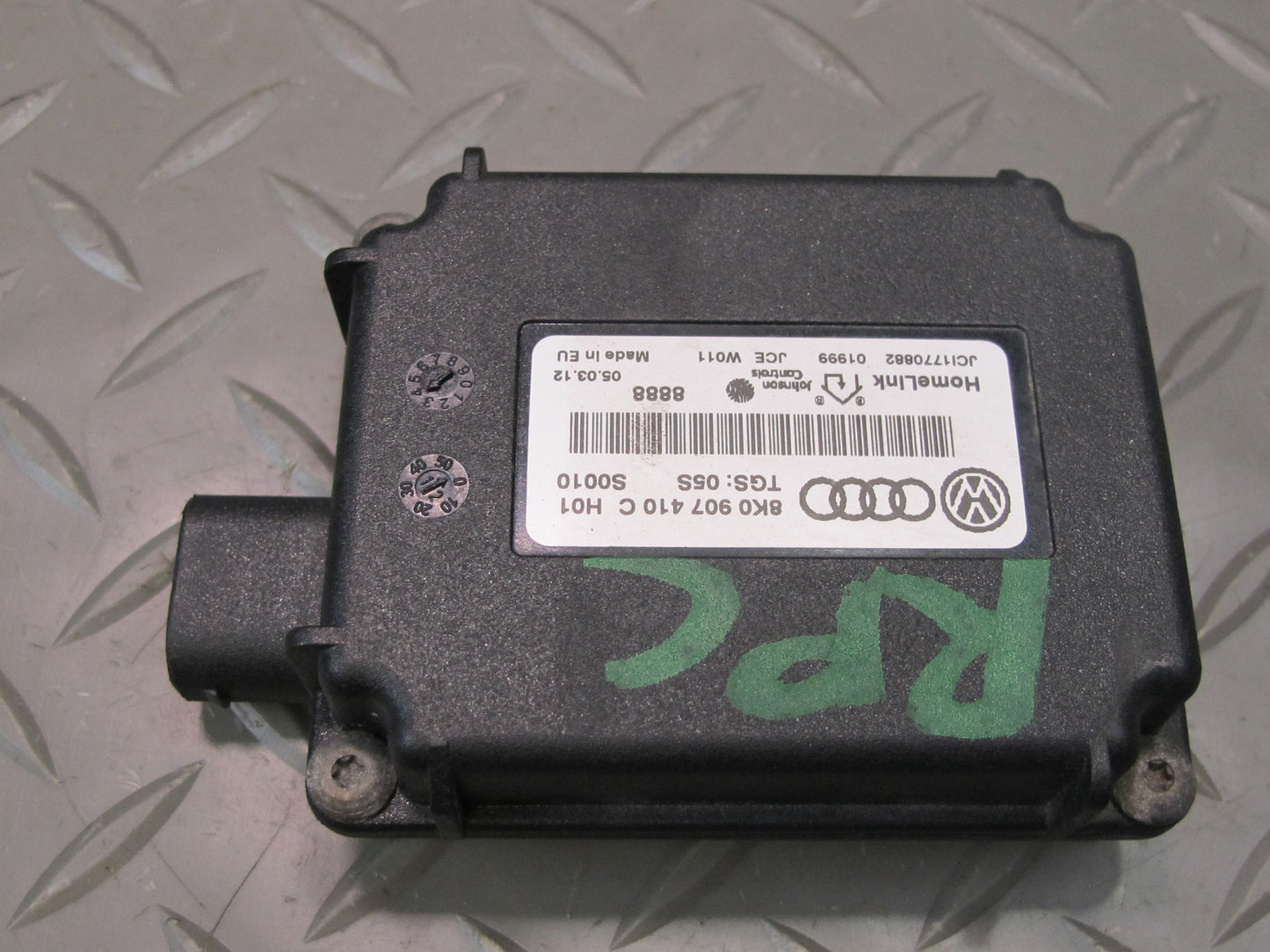 2011-2018 Porsche Cayenne 958 Garage Opener Homelink Control Module Unit