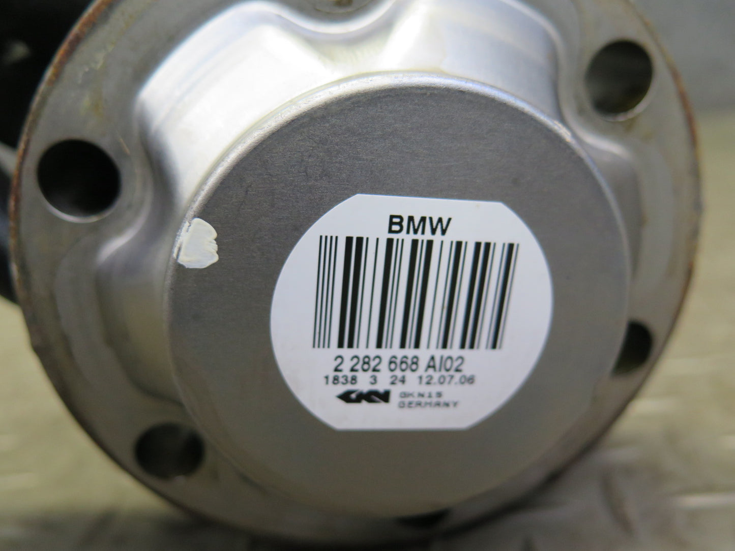 2006-2010 BMW E60 M5 Rear Left or Right Suspension Axle Shaft 2282668 OEM