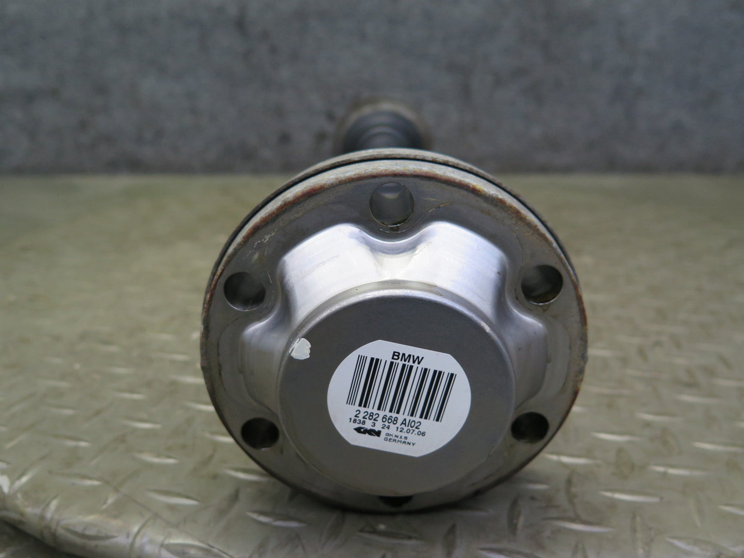 2006-2010 BMW E60 M5 Rear Left or Right Suspension Axle Shaft 2282668 OEM