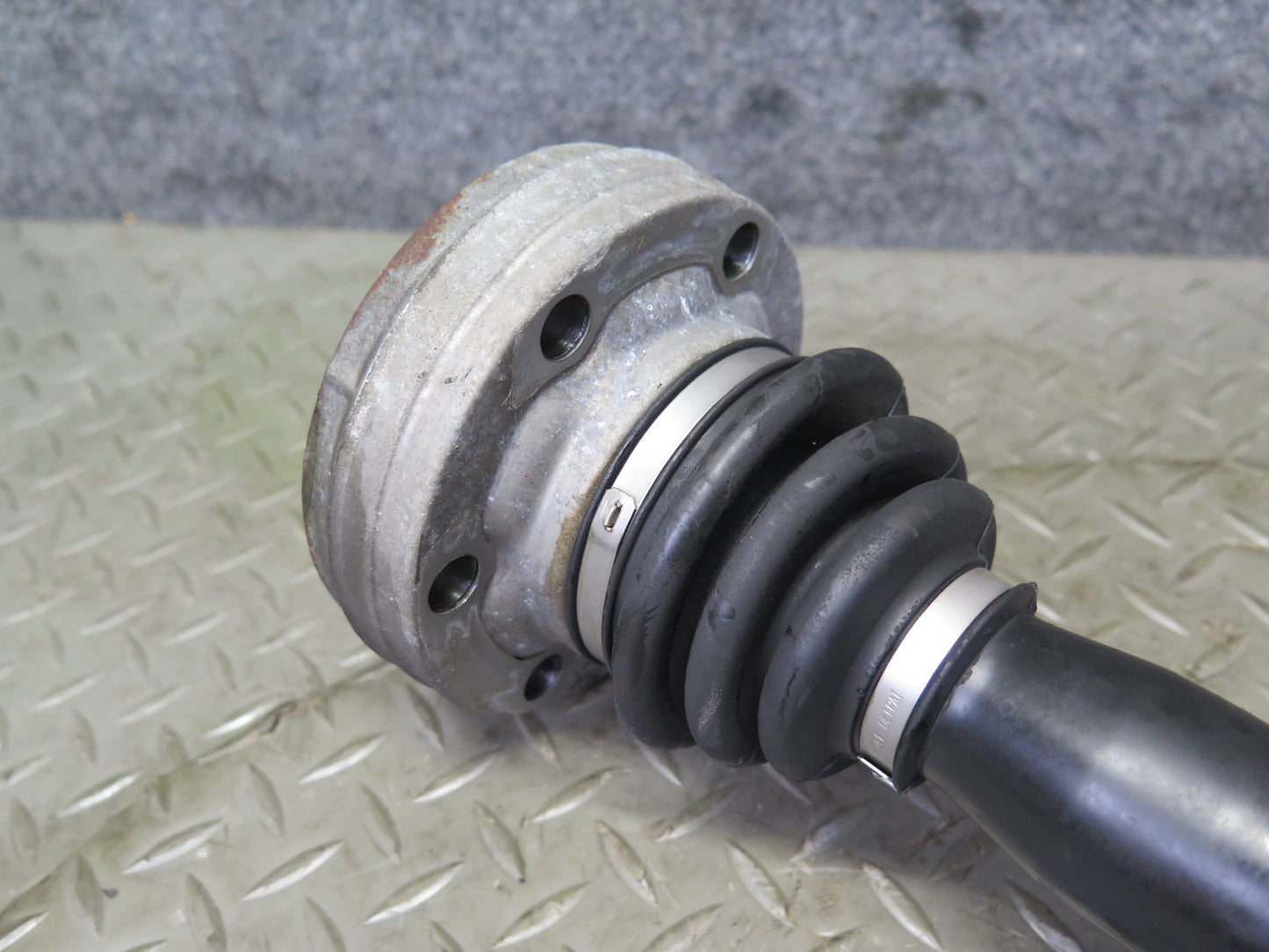 2006-2010 BMW E60 M5 Rear Left or Right Suspension Axle Shaft 2282668 OEM