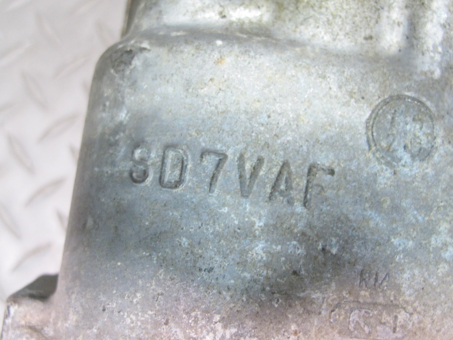 99-03 VW Eurovan T4 2.8L A/C Air Condition Compressor 7D0820805A OEM