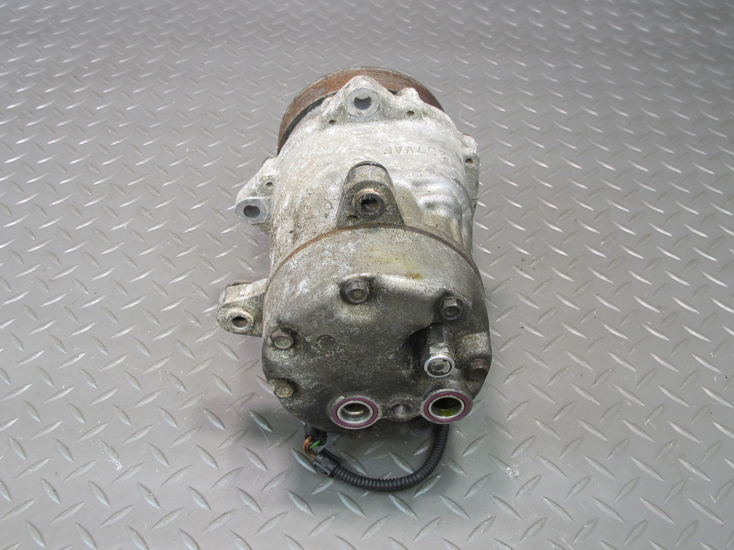 99-03 VW Eurovan T4 2.8L A/C Air Condition Compressor 7D0820805A OEM