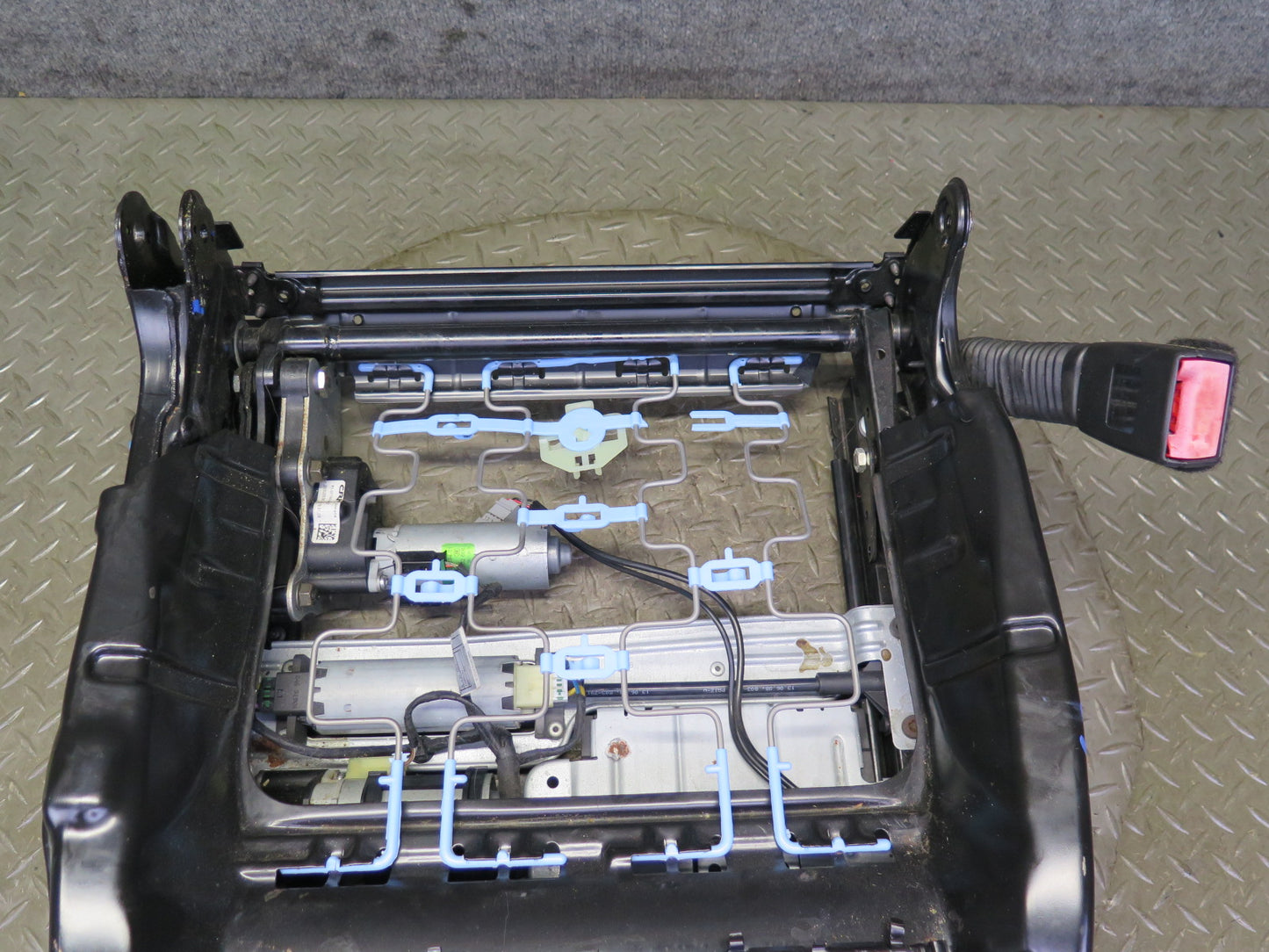 07-13 BMW E93 335i Convert Front Right Sport Seat Lower Frame Track Rail 64K OEM