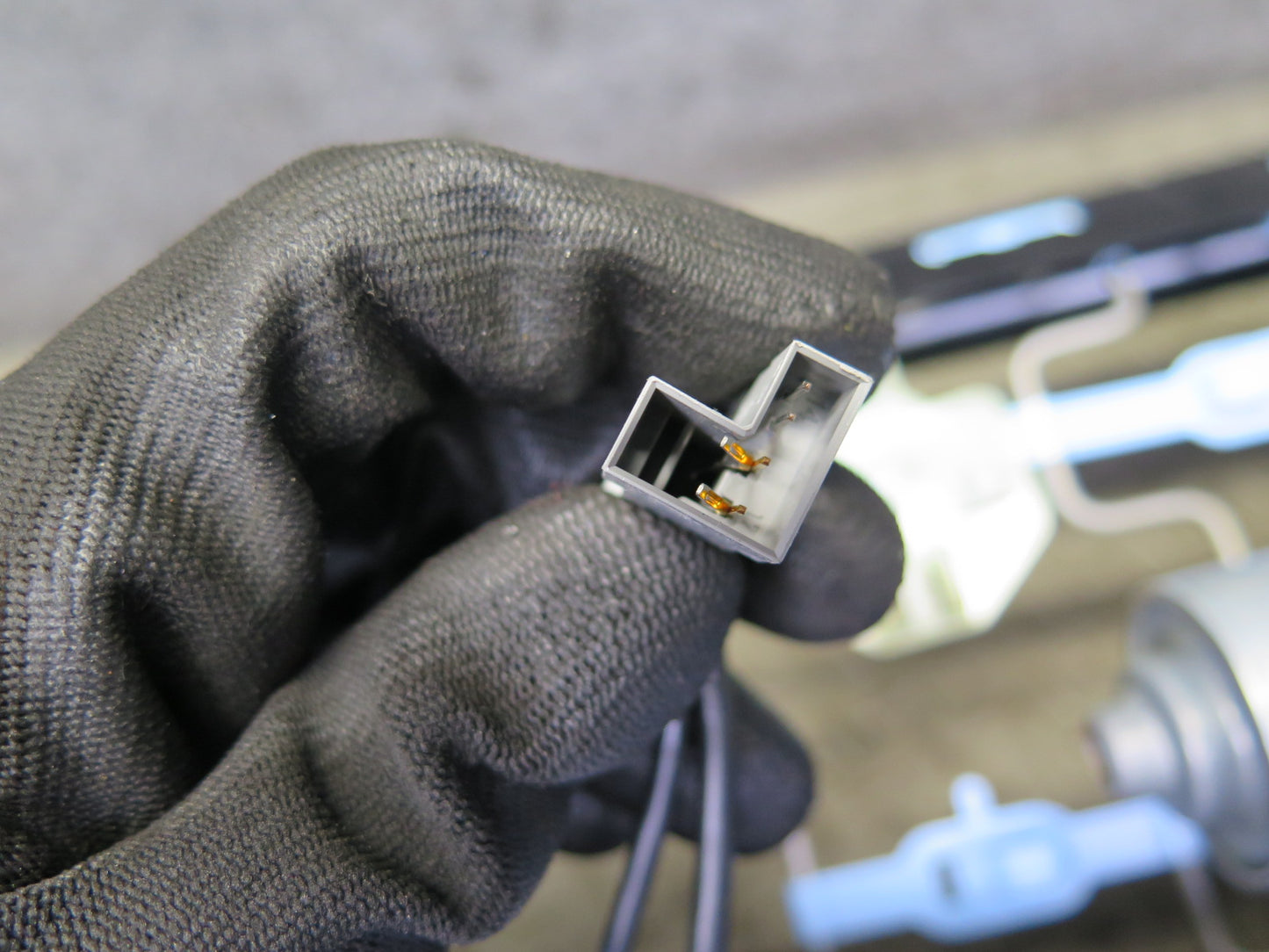 07-13 BMW E93 335i Convert Front Right Sport Seat Lower Frame Track Rail 64K OEM