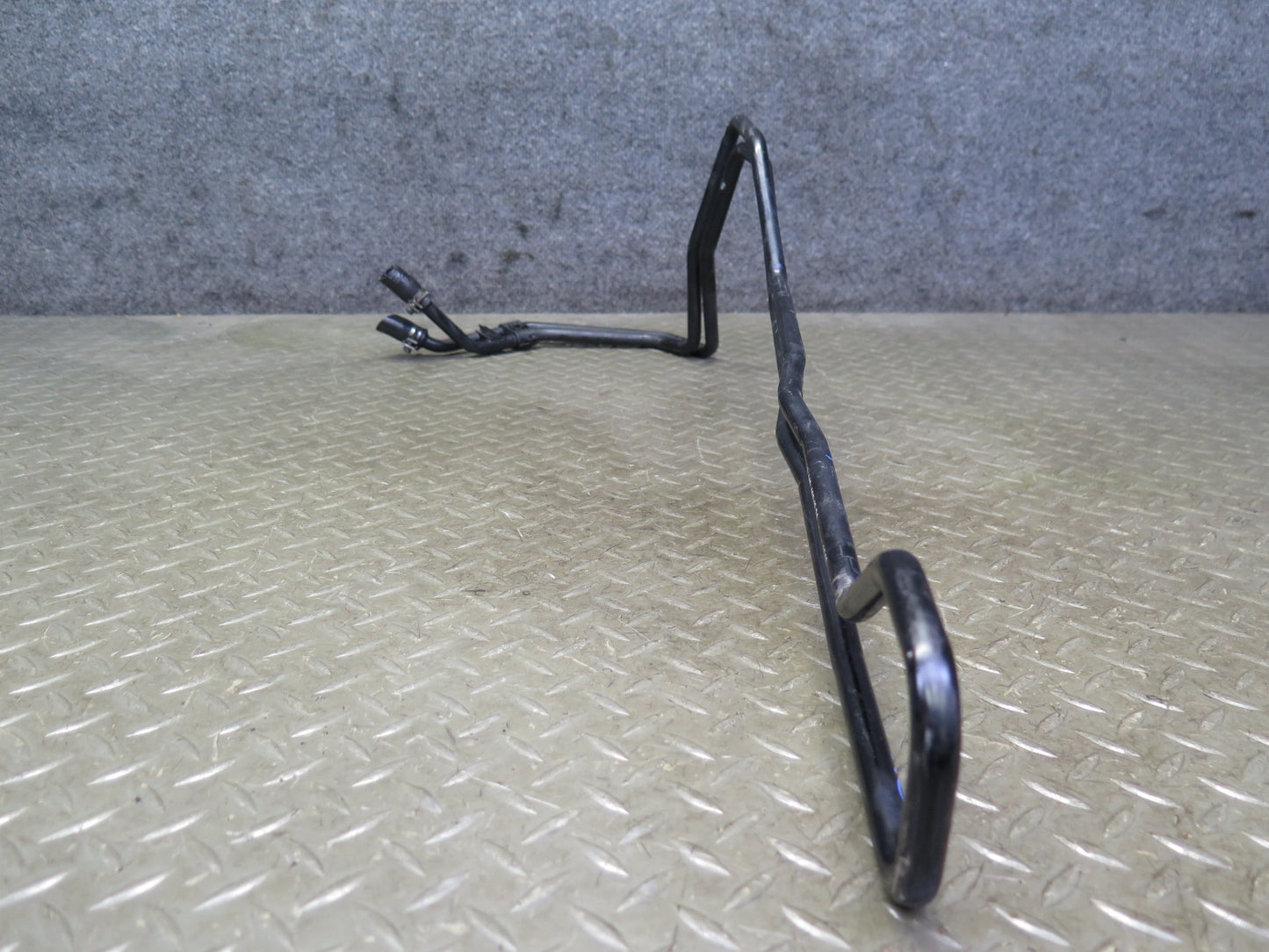 96-99 Mercedes W140 C140 CL600 Power Steering Oil Cooler Cooling Line 1404601224