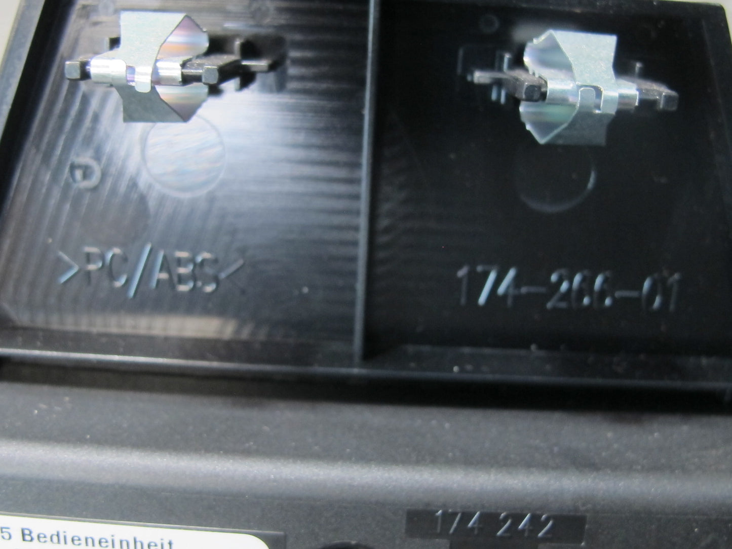 2011-2018 Porsche Cayenne 958 Rear Seat Heat Lock Switch Control Unit Panel