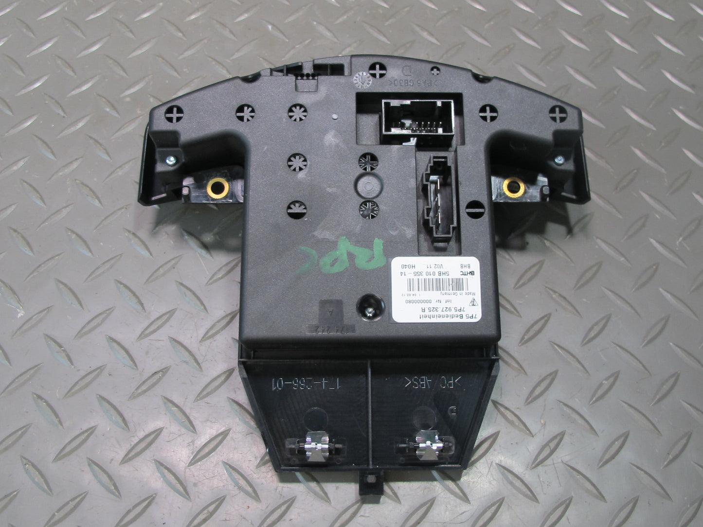 2011-2018 Porsche Cayenne 958 Rear Seat Heat Lock Switch Control Unit Panel