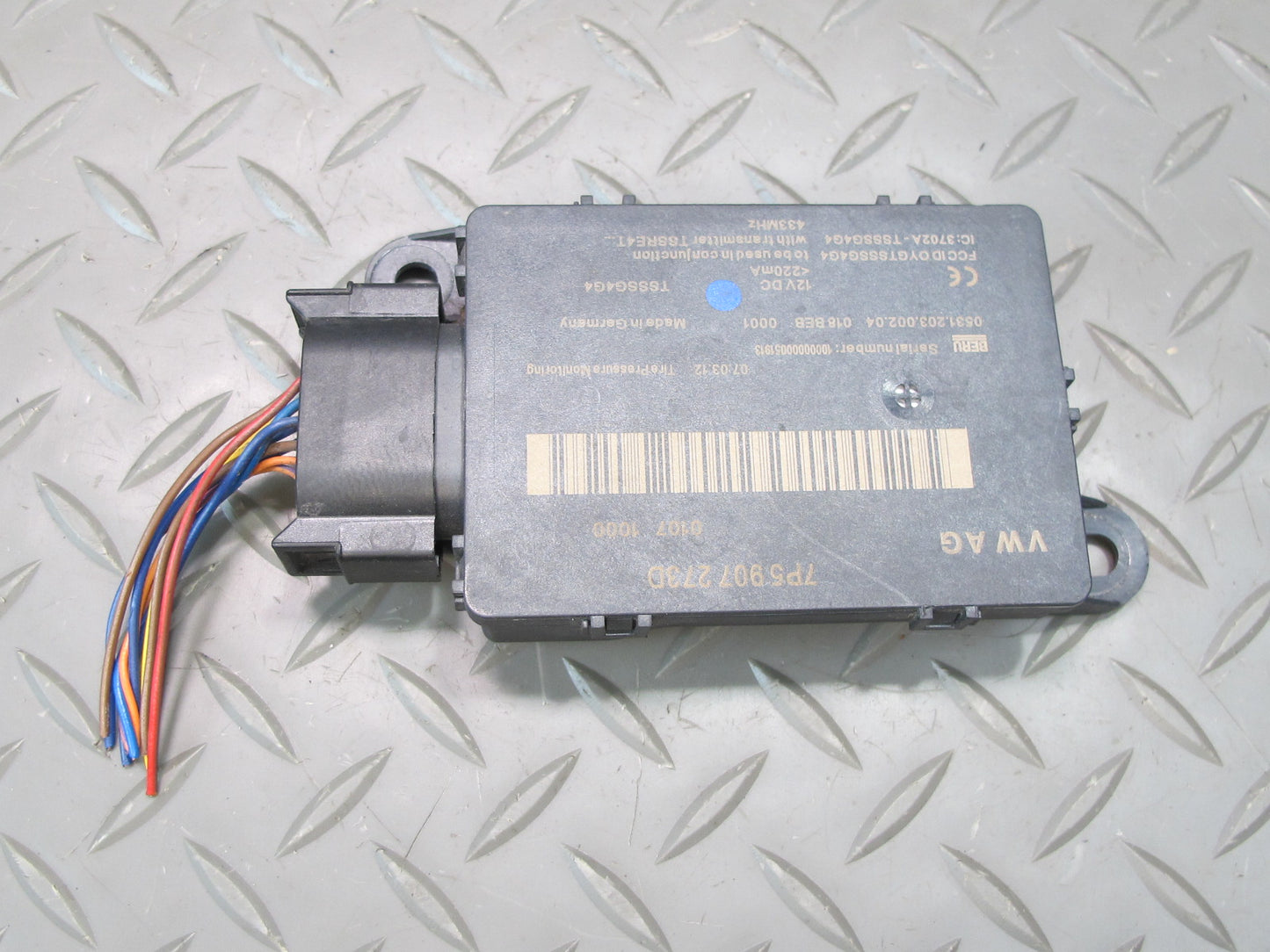 2011-2014 Porsche Cayenne 958 TPMS Tire Pressure Monitor Control Module