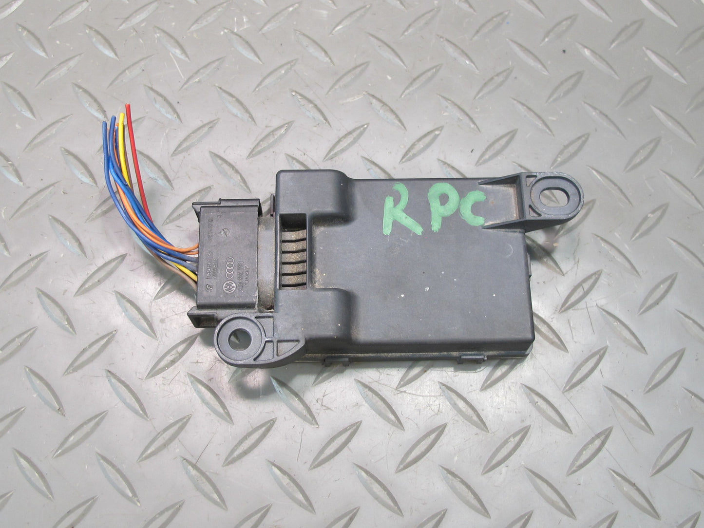 2011-2014 Porsche Cayenne 958 TPMS Tire Pressure Monitor Control Module