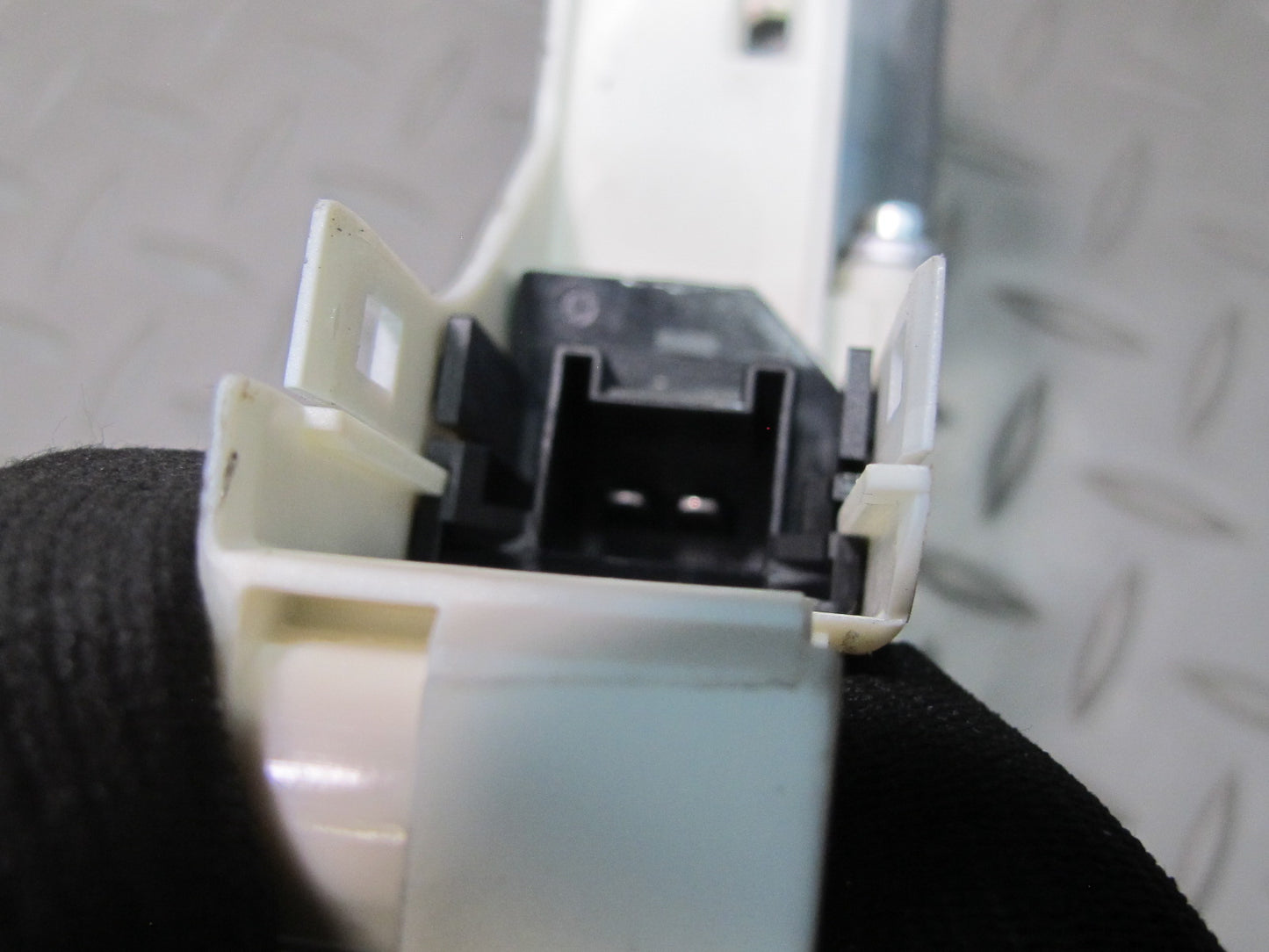 2011-2018 Porsche Cayenne 958 Front Left Driver Side Window Regulator Motor