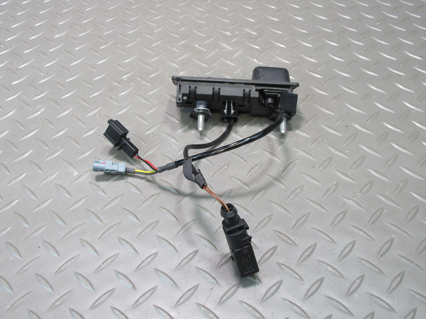 2011-2014 Porsche Cayenne 958 Rear Trunk Hatch Release Handle  Switch W/ Camera