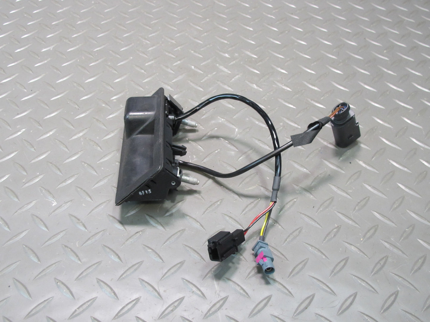 2011-2014 Porsche Cayenne 958 Rear Trunk Hatch Release Handle  Switch W/ Camera