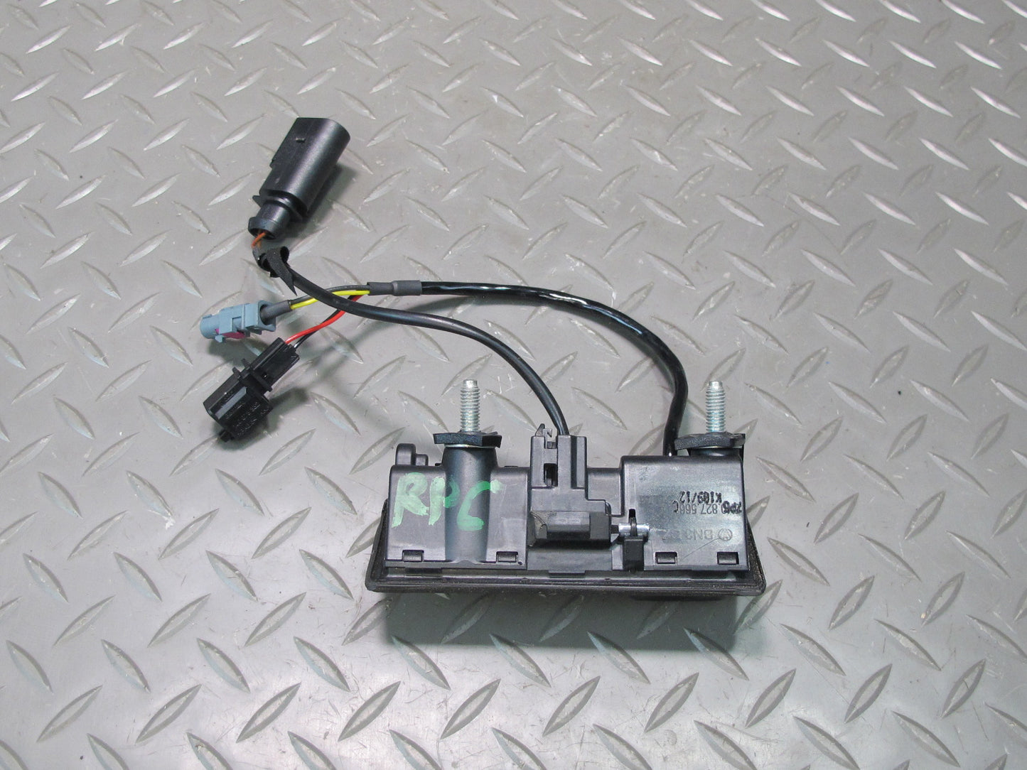 2011-2014 Porsche Cayenne 958 Rear Trunk Hatch Release Handle  Switch W/ Camera