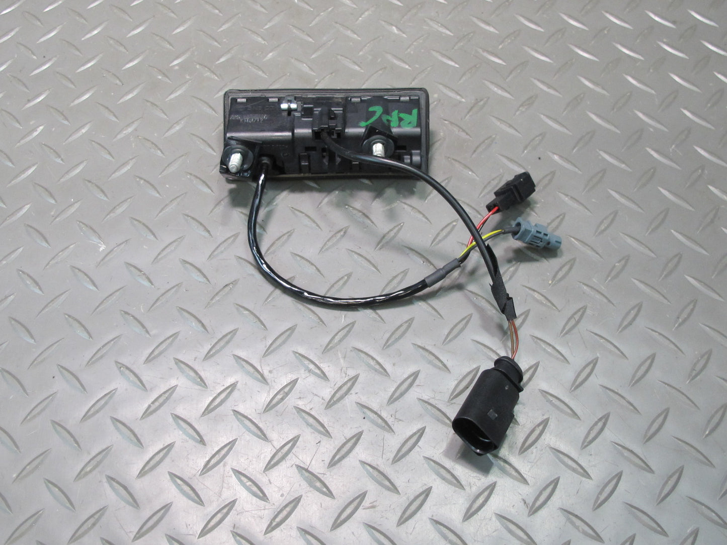 2011-2014 Porsche Cayenne 958 Rear Trunk Hatch Release Handle  Switch W/ Camera