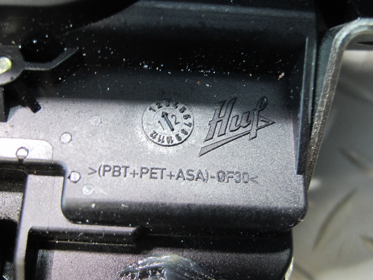 2011-2018 Porsche Cayenne 958 Rear Trunk Lid Hatch Lock Latch Actuator