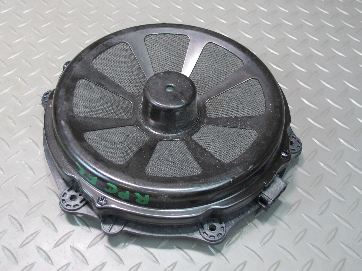 11-18 Porsche Cayenne 958 Front Left & Right Side Door Audio Speaker Bose Set