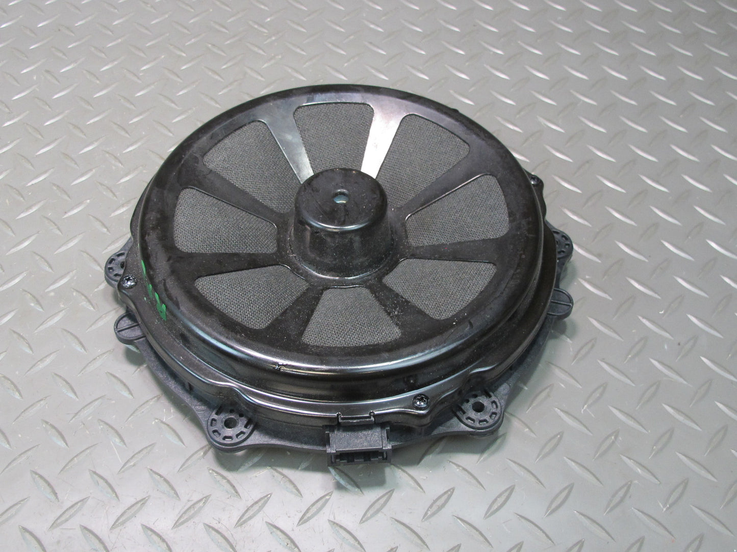 11-18 Porsche Cayenne 958 Front Left & Right Side Door Audio Speaker Bose Set