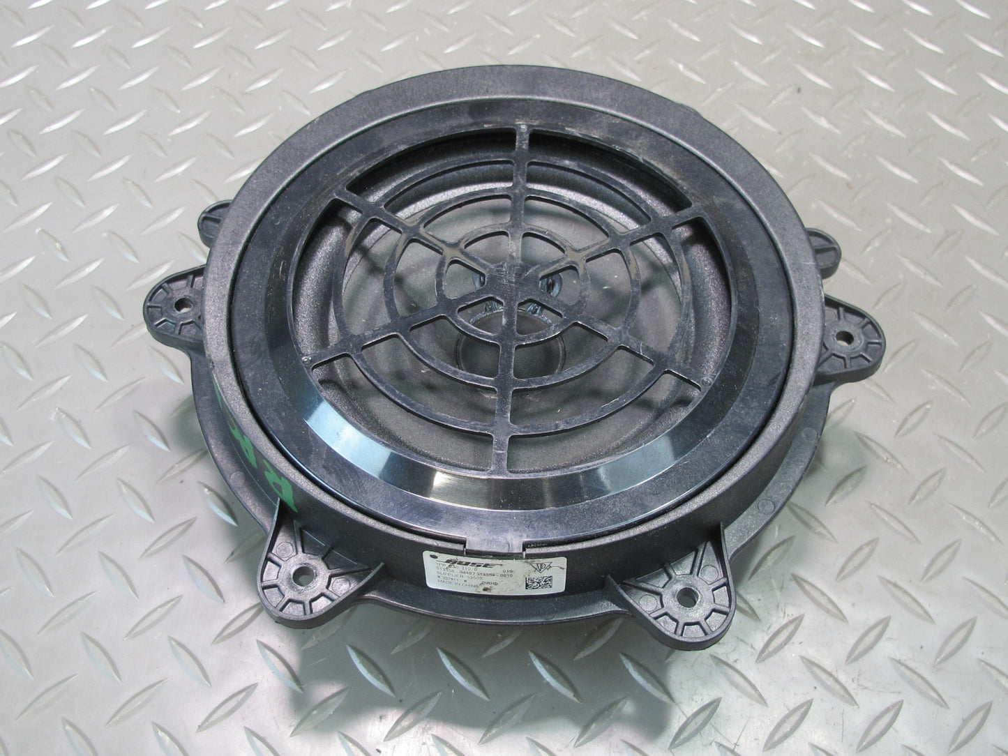 11-18 Porsche Cayenne 958 Rear Left & Right Side Door Audio Speaker Bose Set