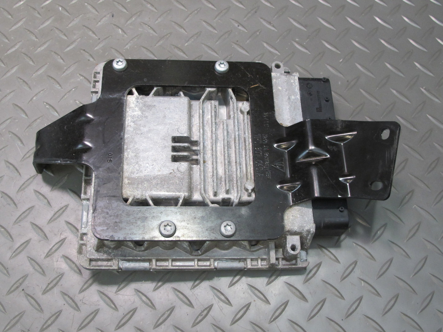 2012 Porsche Cayenne 958 4.8L Turbo ECU Module Ignition Door Lock KEY Set