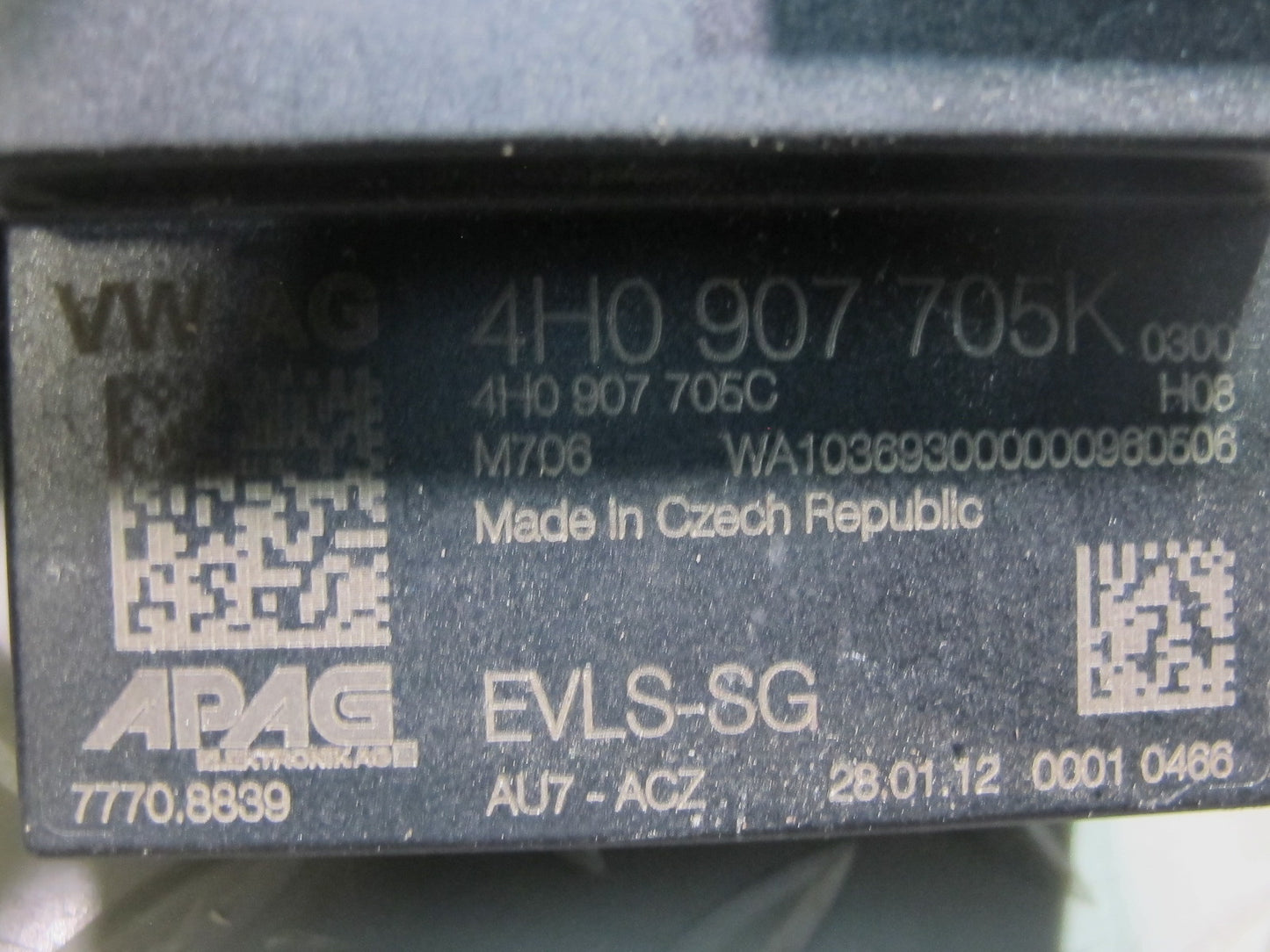 2012 Porsche Cayenne 958 4.8L Turbo ECU Module Ignition Door Lock KEY Set