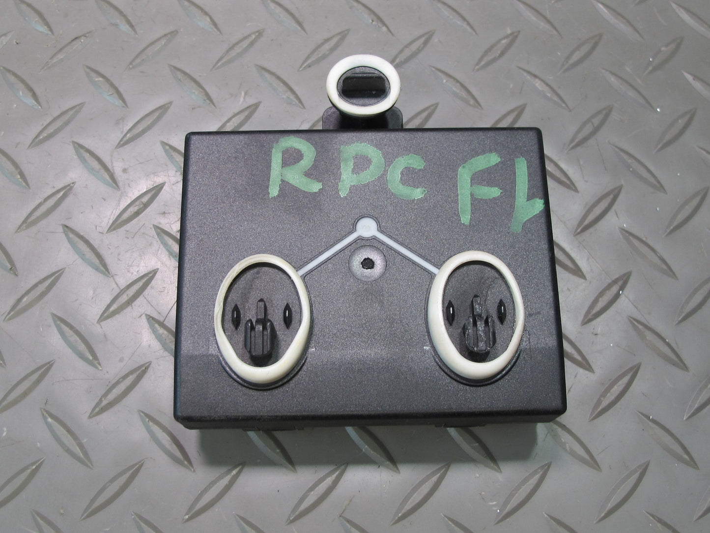 2011-2014 Porsche Cayenne 958 Front Left Side Door Control Module Unit