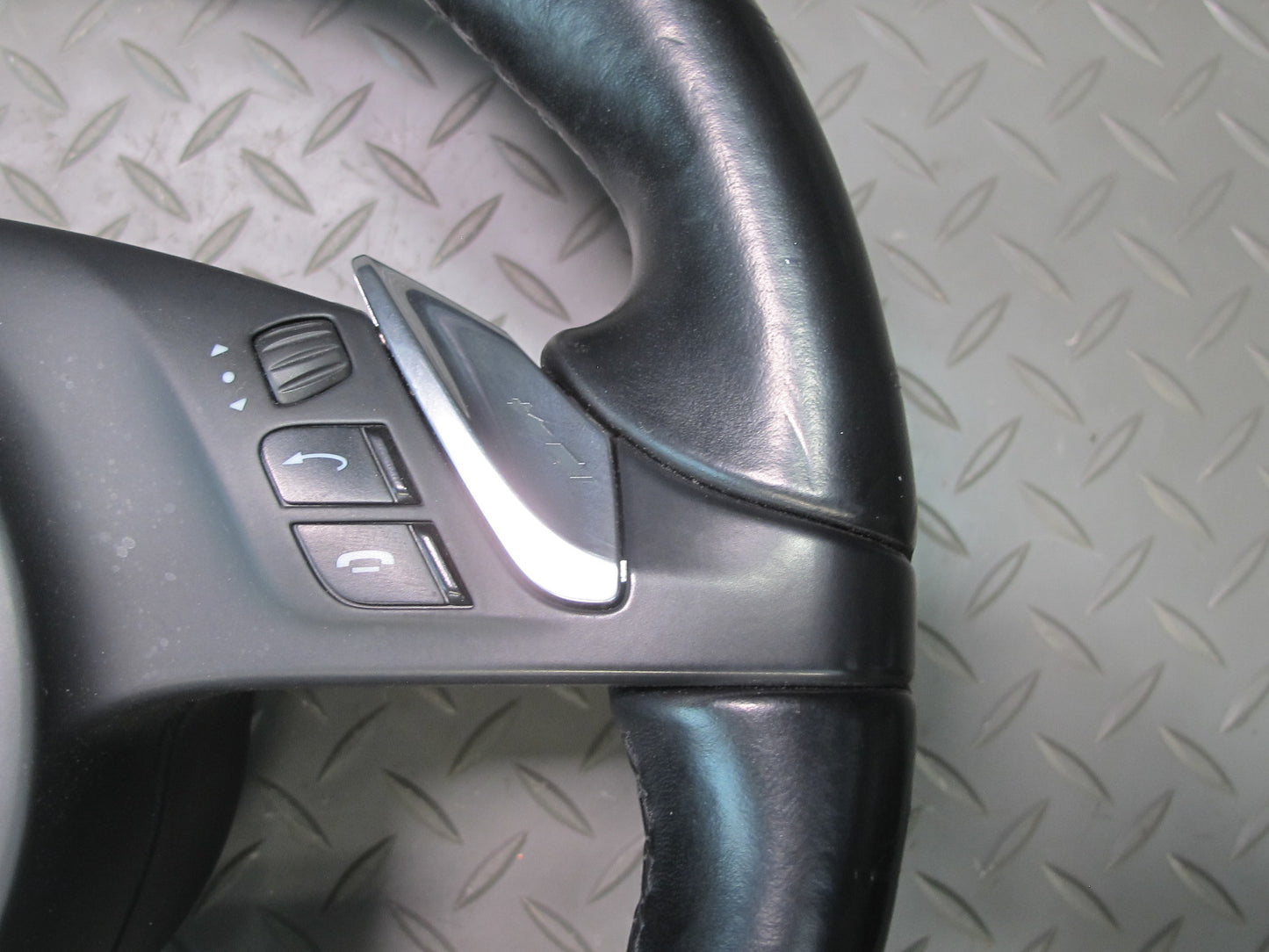 2011-2014 Porsche Cayenne 958 Multi Function Heated Steering Wheel Leather Black