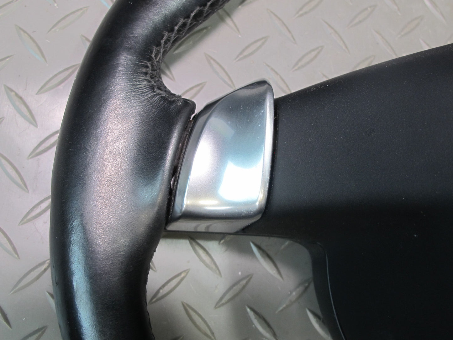 2011-2014 Porsche Cayenne 958 Multi Function Heated Steering Wheel Leather Black