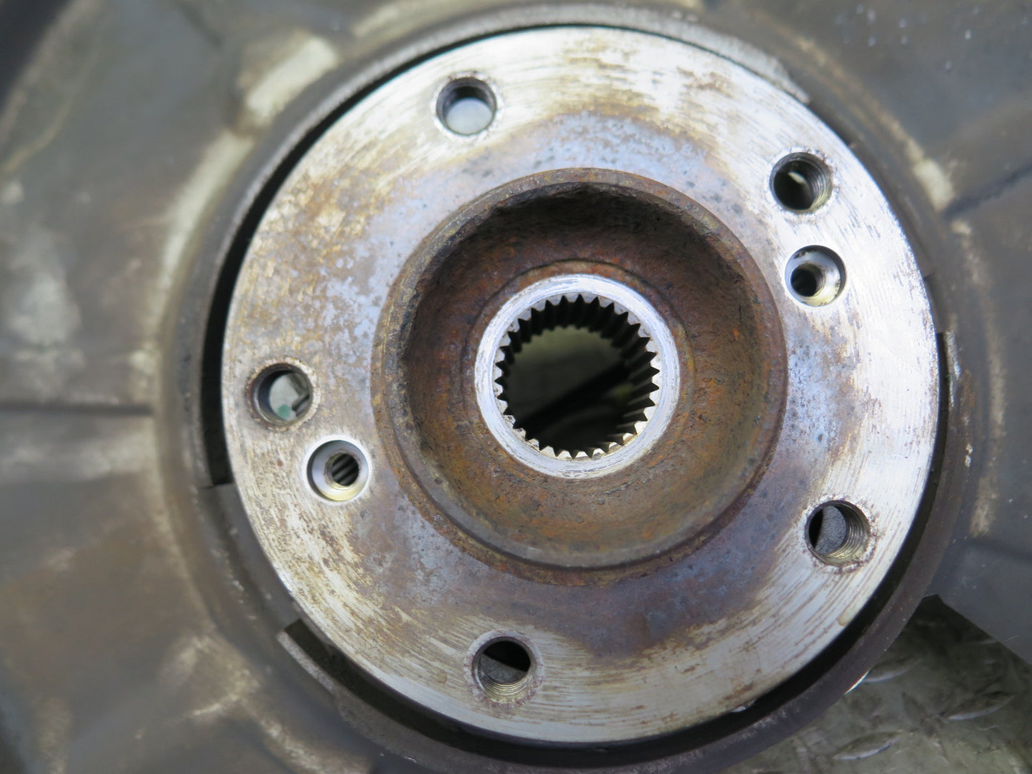 2006 BMW E60 M5 Rear Left Spindle Knuckle Wheel Hub Bearing 55K Miles