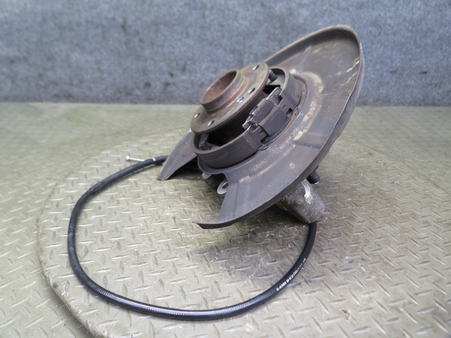 2006 BMW E60 M5 Rear Left Spindle Knuckle Wheel Hub Bearing 55K Miles