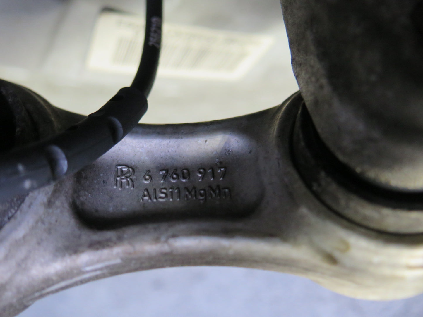 2006 BMW E60 M5 Rear Left Spindle Knuckle Wheel Hub Bearing 55K Miles