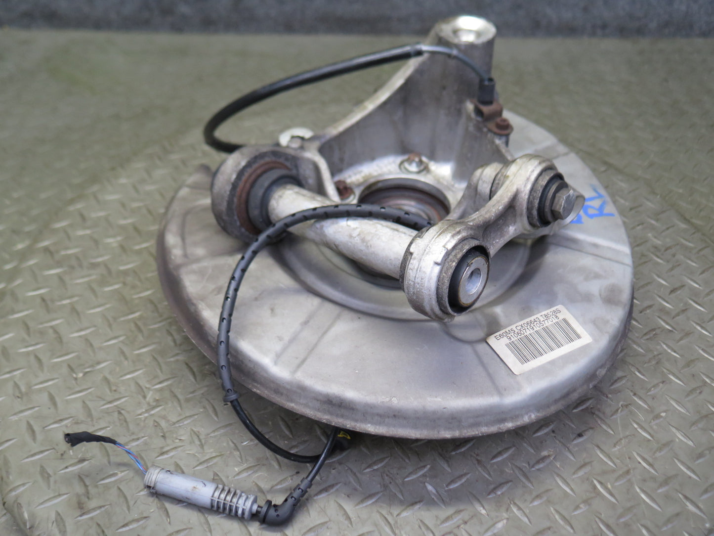 2006 BMW E60 M5 Rear Left Spindle Knuckle Wheel Hub Bearing 55K Miles