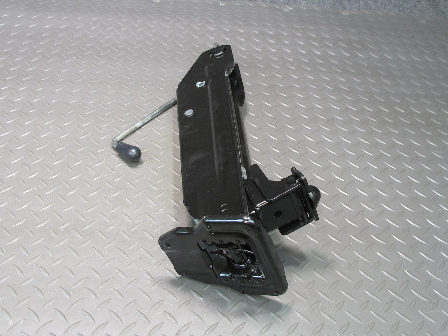 2011-2018 Porsche Cayenne 958 Rear Spare Tire Lift Jack Tool KIT W/ Foam Set