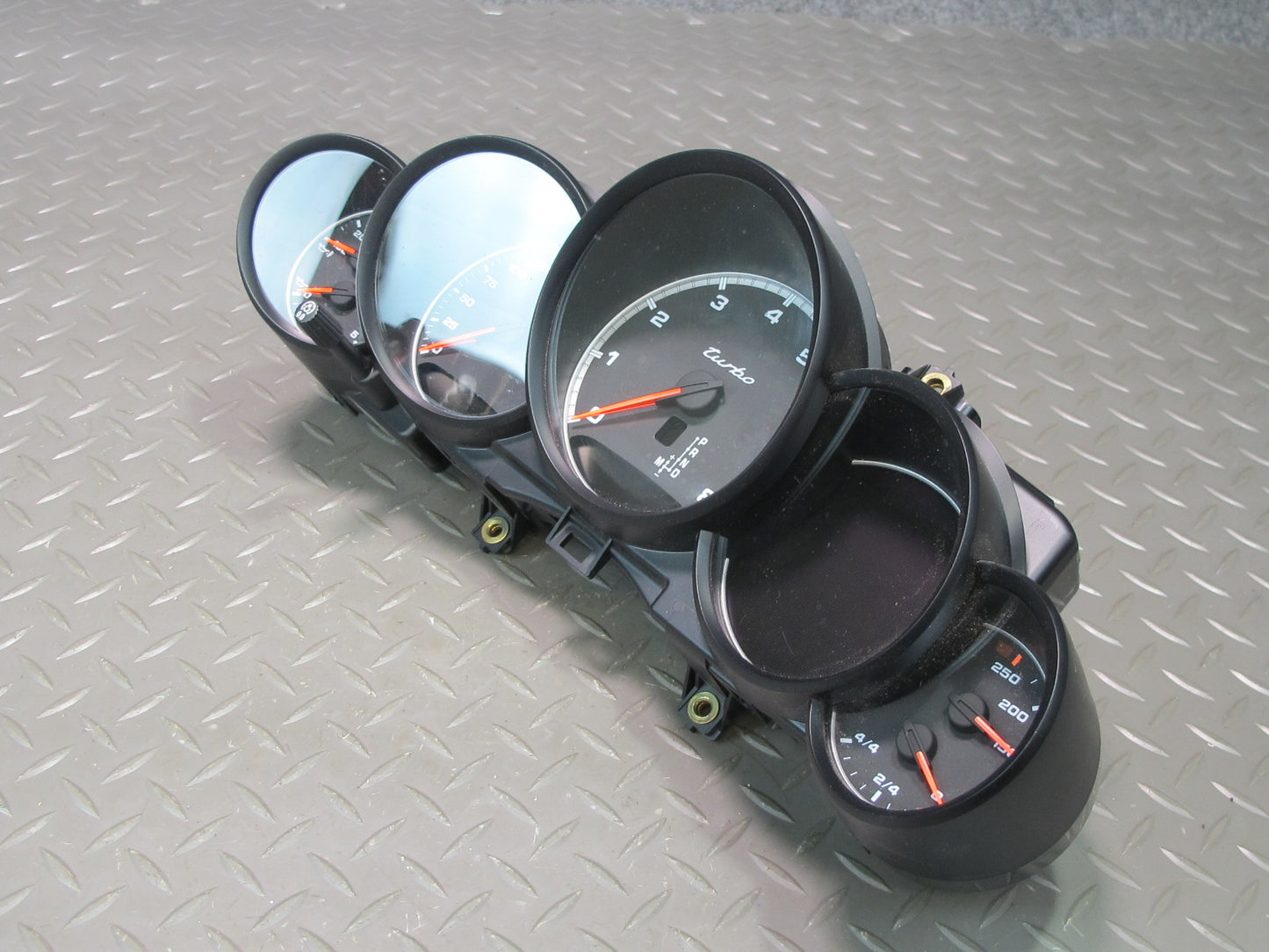 2012 Porsche Cayenne 958 Turbo 4.8L Instrument Cluster Gauge Speedometer