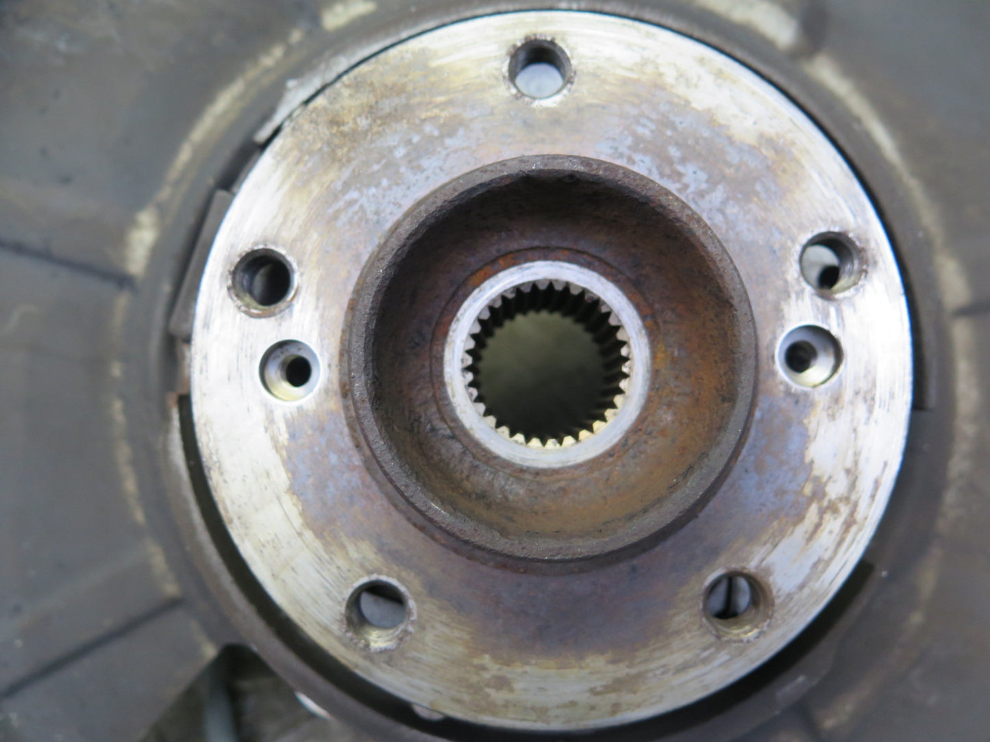 2006 BMW E60 M5 Rear Right Spindle Knuckle Wheel Hub Bearing 55K Miles