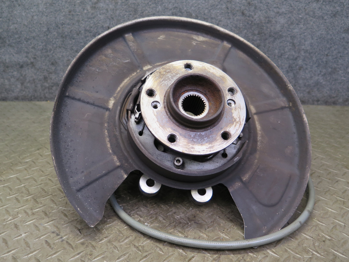 2006 BMW E60 M5 Rear Right Spindle Knuckle Wheel Hub Bearing 55K Miles