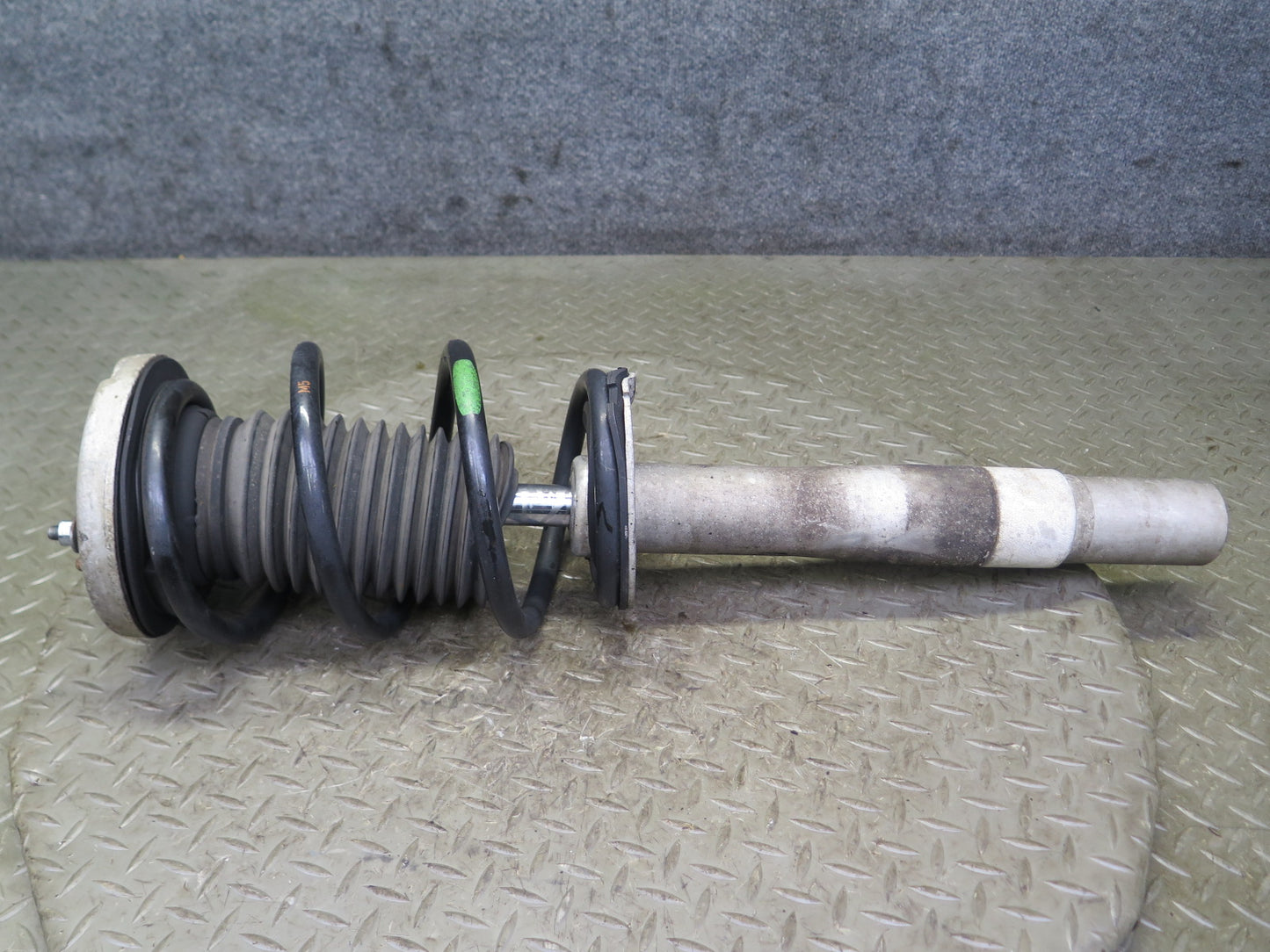 2006-2010 BMW E60 M5 Front Right Suspension Strut Shock Absorber 55K 2283126