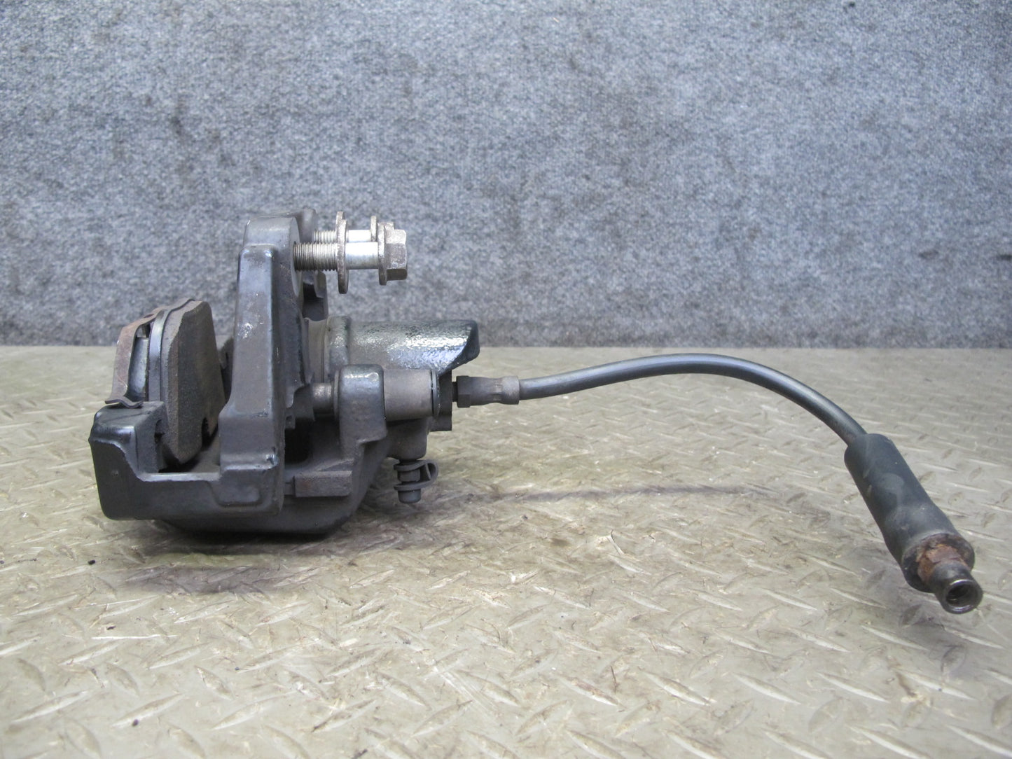 2006-2010 BMW E60 M5 Rear Left & Right Brake Caliper Set of 2