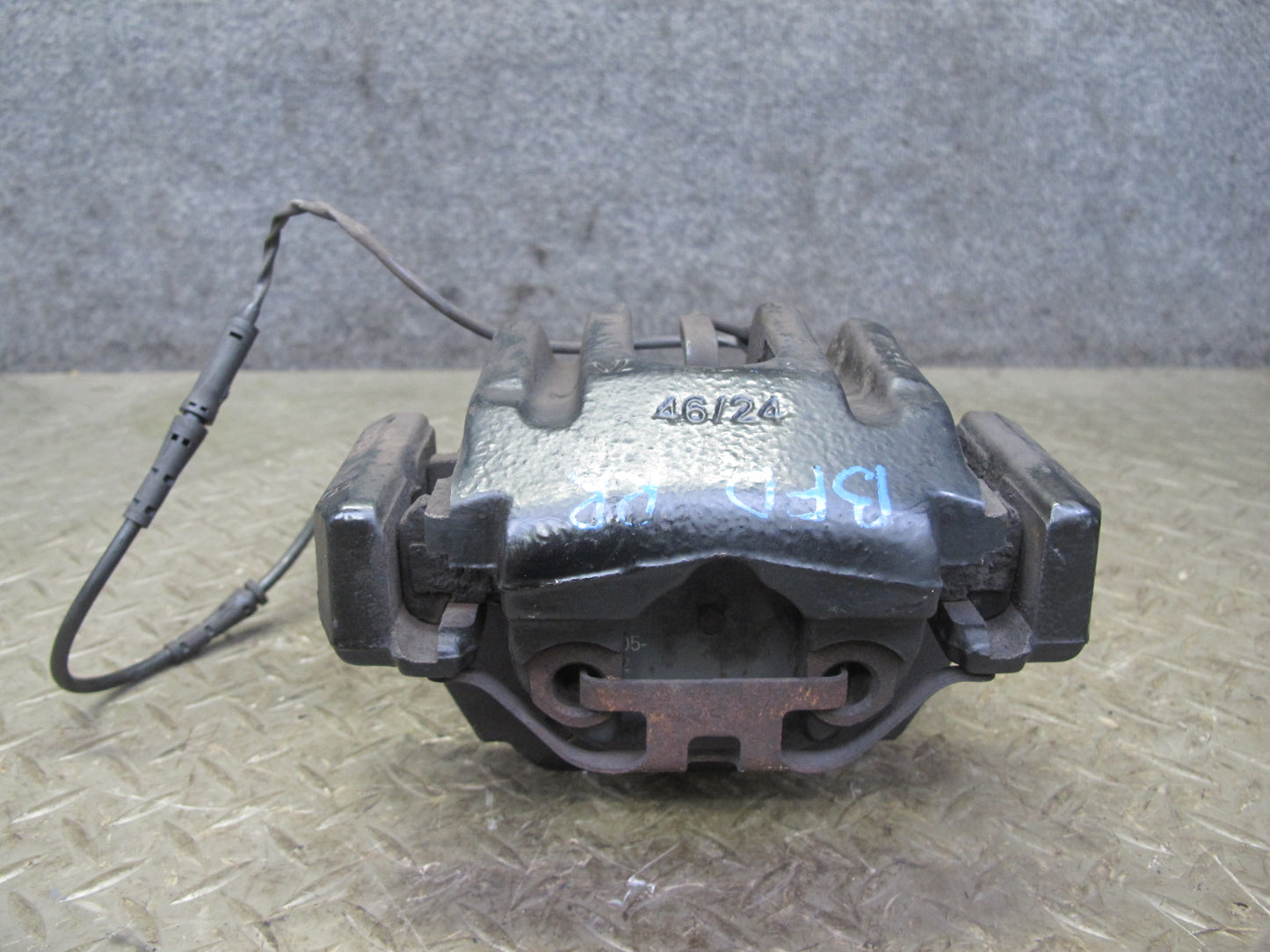 2006-2010 BMW E60 M5 Rear Left & Right Brake Caliper Set of 2