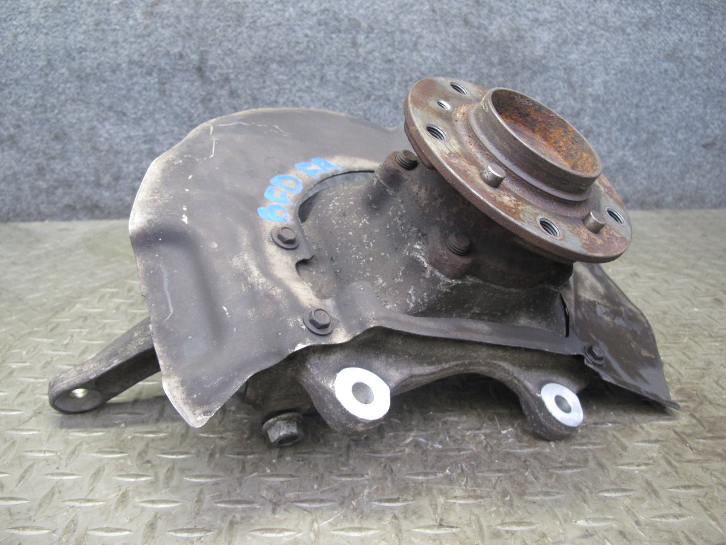 2006-2010 BMW E60 M5 Front Right Spindle Knuckle Wheel Hub Bearing 55K Miles