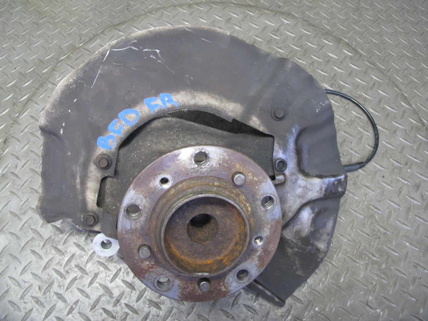 2006-2010 BMW E60 M5 Front Right Spindle Knuckle Wheel Hub Bearing 55K Miles