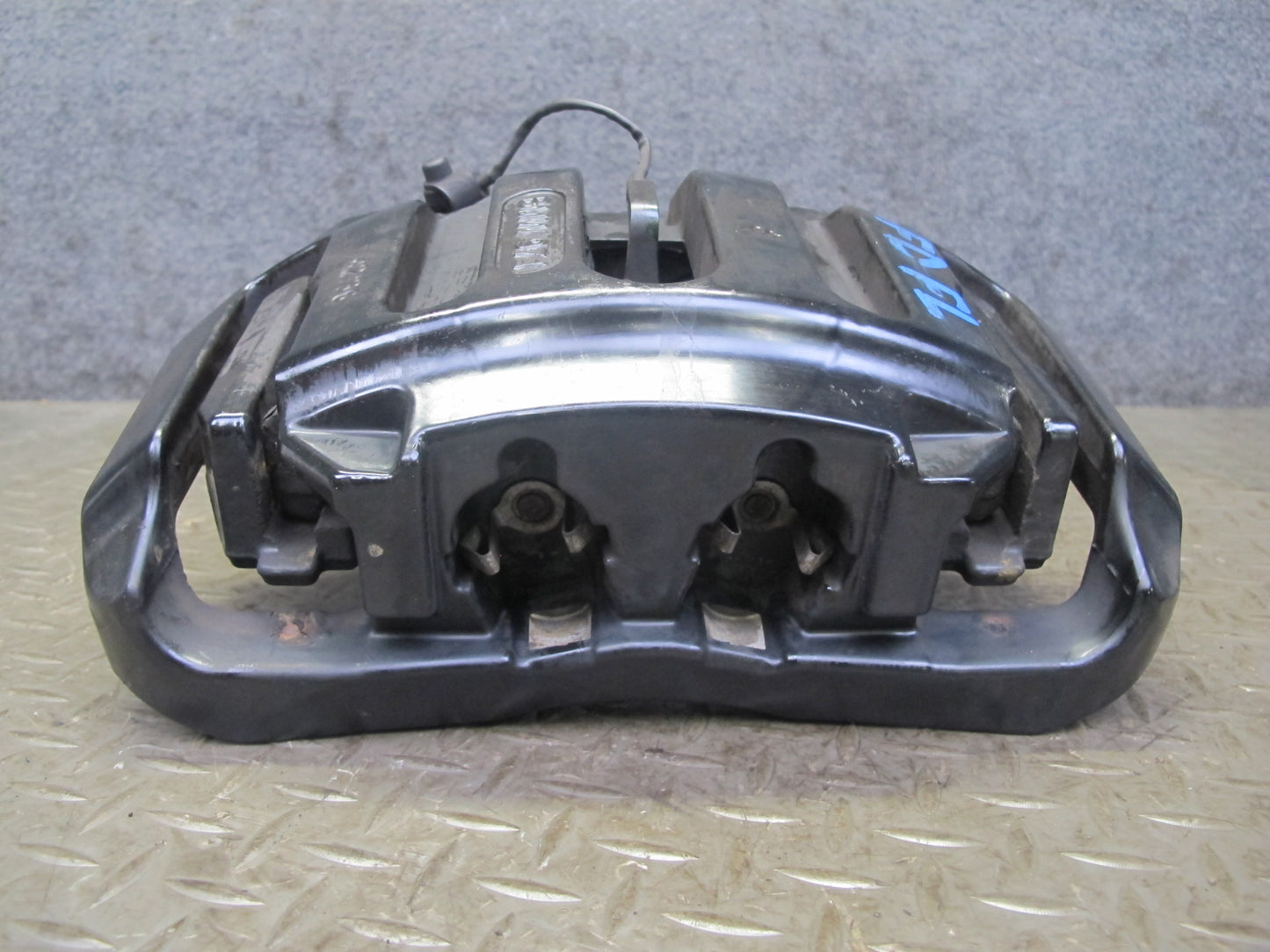 2006-2010 BMW E63 E64 E60 M5 M6 Front Left & Right Brake Caliper Set 55K Miles